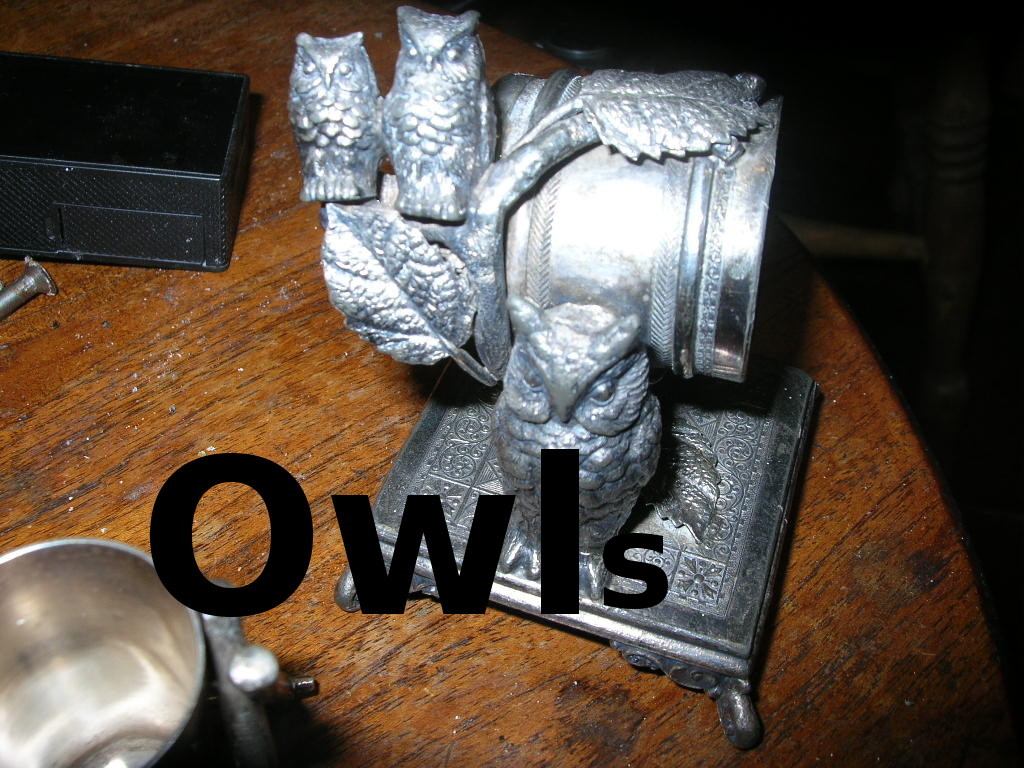 Owl figural napkin rings
