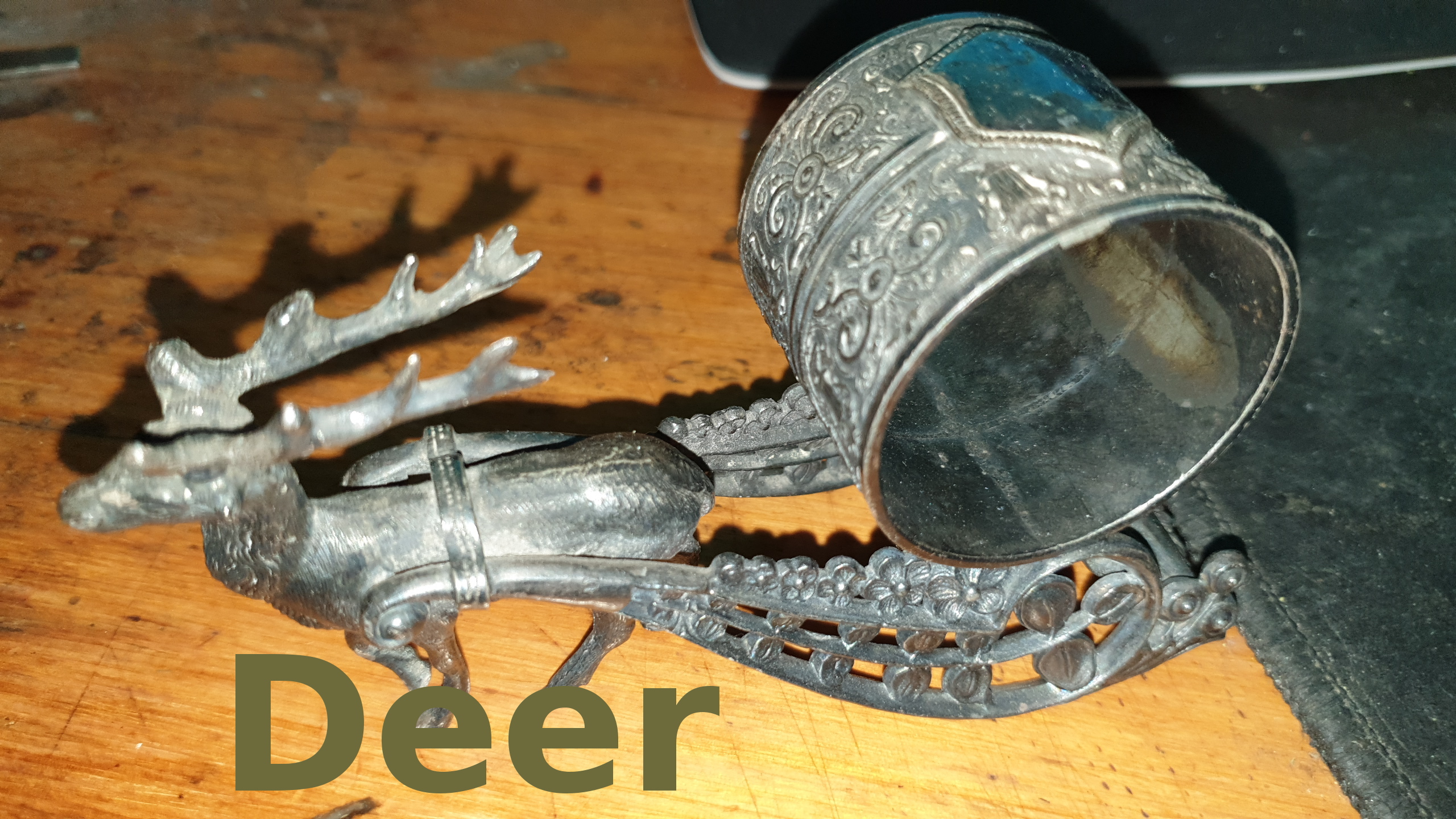 Deer figural napkin rings